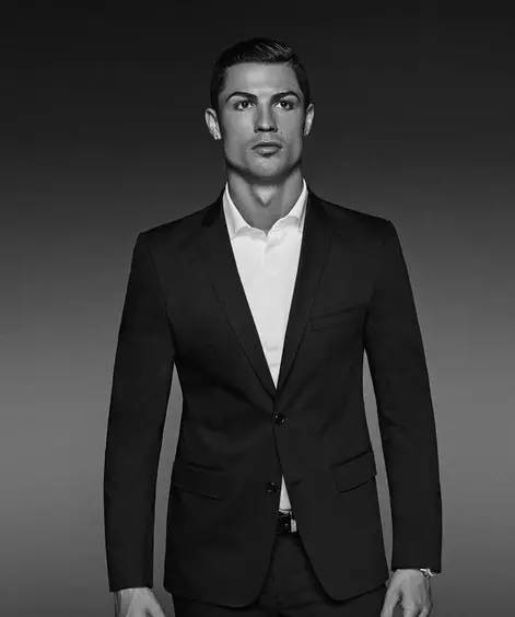 CBA杯战报：王哲林17分7板，上海111-72狂胜四川