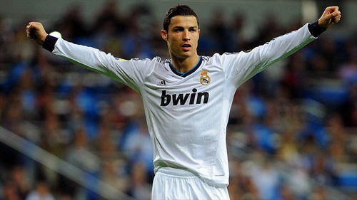 多纳多尼执教斯佩齐亚客场1比0胜恩特拉