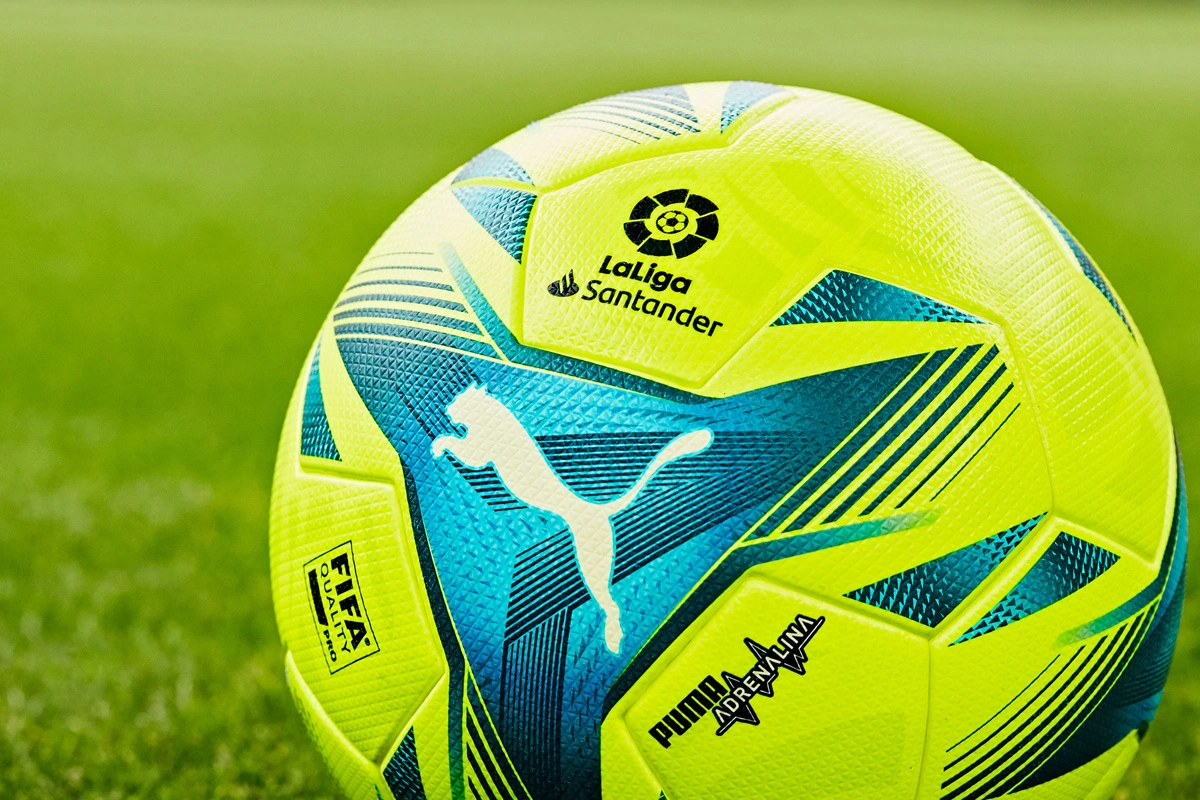 球星赛后发文鼓励全队：继续战斗