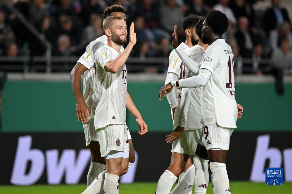 保加利亚男排尼科洛夫 年薪曝光 波兰媒体：来波超会更多